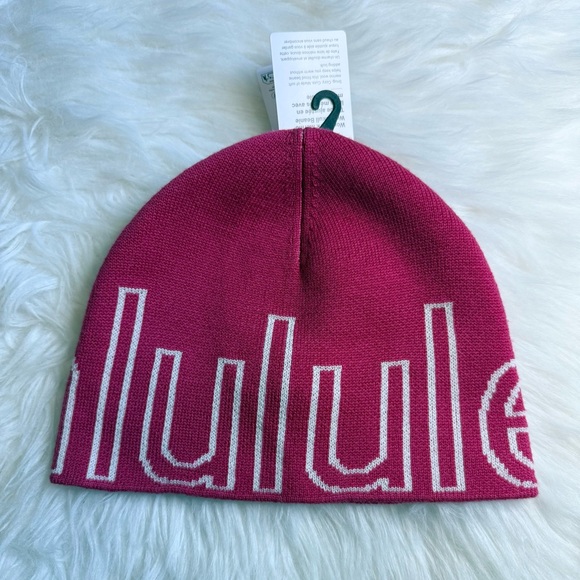 NWT Lululemon One Size Wordmark Merino Wool Skull Beanie Hat JWMG LTIV